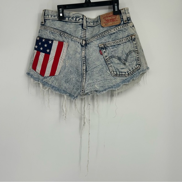 Levi's vintage 505 Regular fit American flag cut off Jean denim shorts size 31” - Picture 7 of 11
